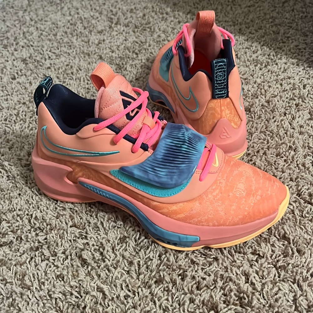 NIKE ZOOM FREAK 3 Men’s Shoes